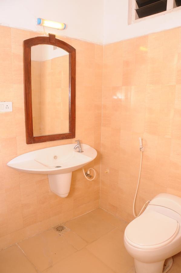 Srs Regency Hotel Anantapur Eksteriør bilde
